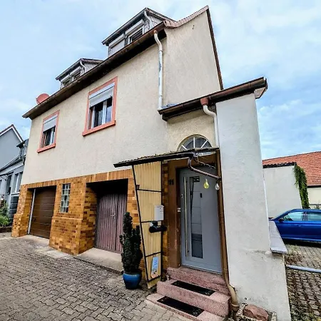 Monteurhaus Moemlingen * Momlingen
